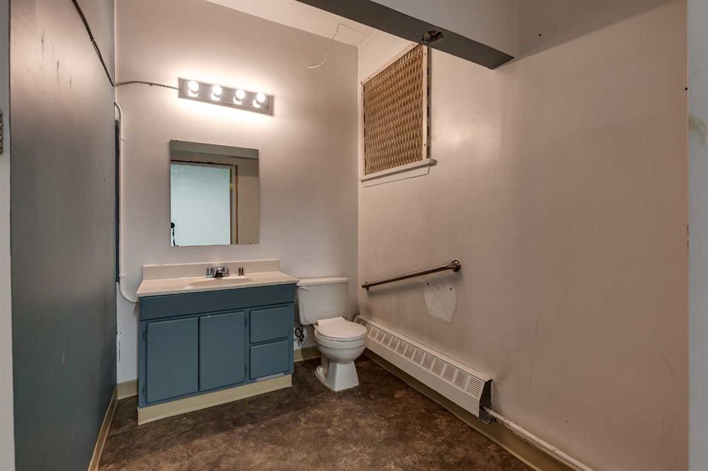 5101 50 Avenue, Red Deer, Alberta, T4N 4B3 (105608949)