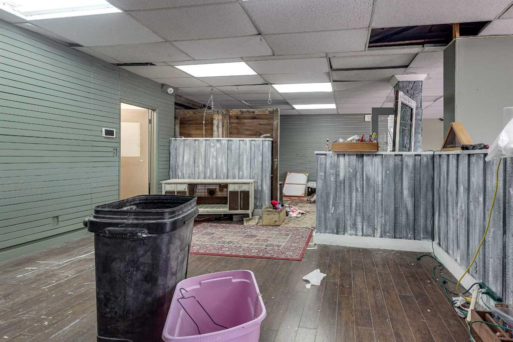 5101 50 Avenue, Red Deer, Alberta, T4N 4B3 (105608949)