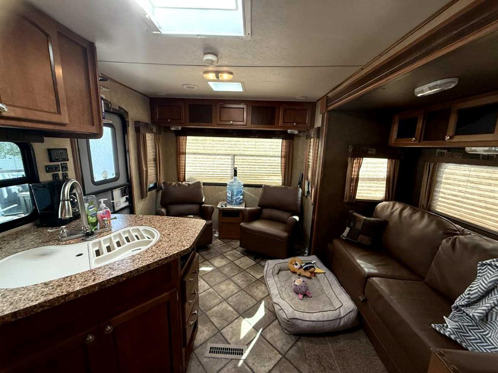 785 Carefree Resort, Rural Red Deer County, Alberta, T4G 0K6 (105655060)