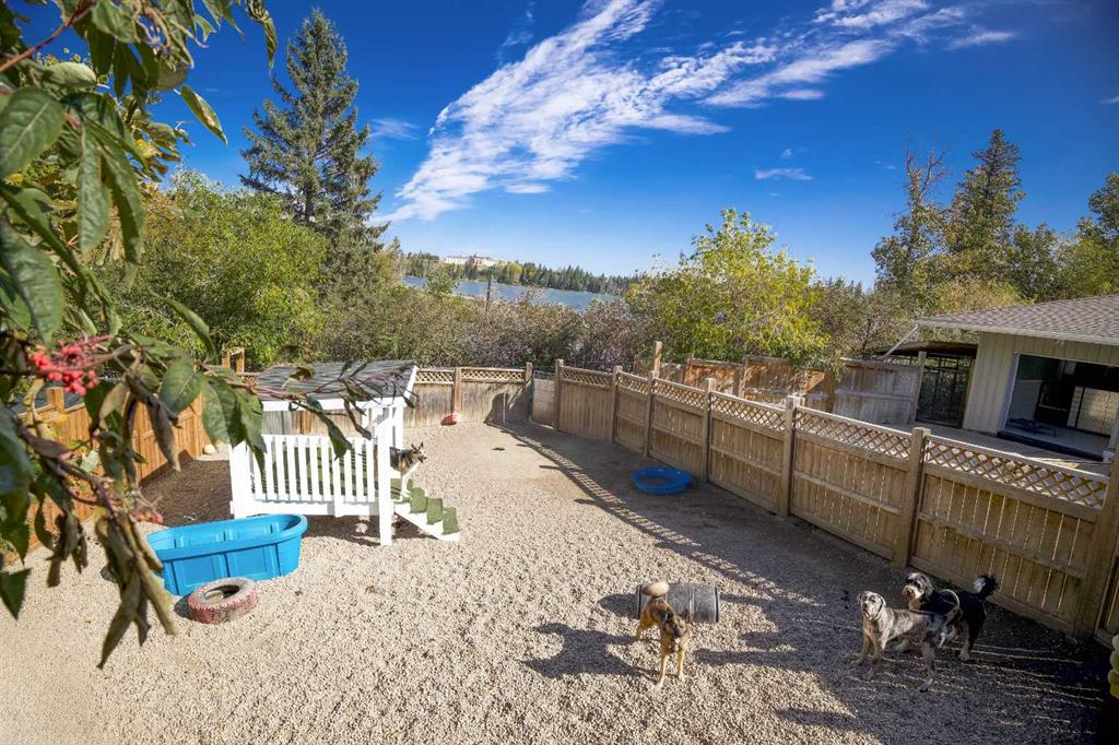 27006 Township Road 405.5 Township, Rural Lacombe County, Alberta, T4L 1X1 (105720633)