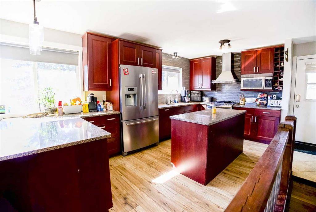 27006 Township Road 405.5 Township, Rural Lacombe County, Alberta, T4L 1X1 (105720633)