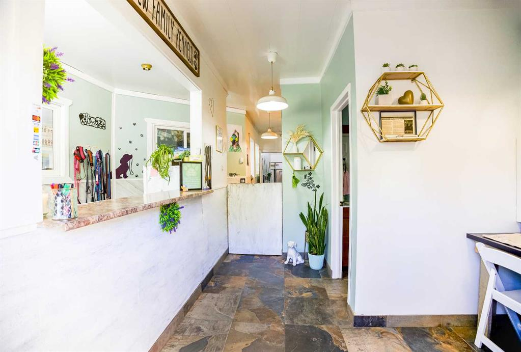 27006 Township Road 405.5 Township, Rural Lacombe County, Alberta, T4L 1X1 (105720633)