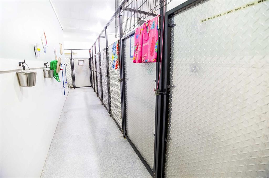 27006 Township Road 405.5 Township, Rural Lacombe County, Alberta, T4L 1X1 (105720633)