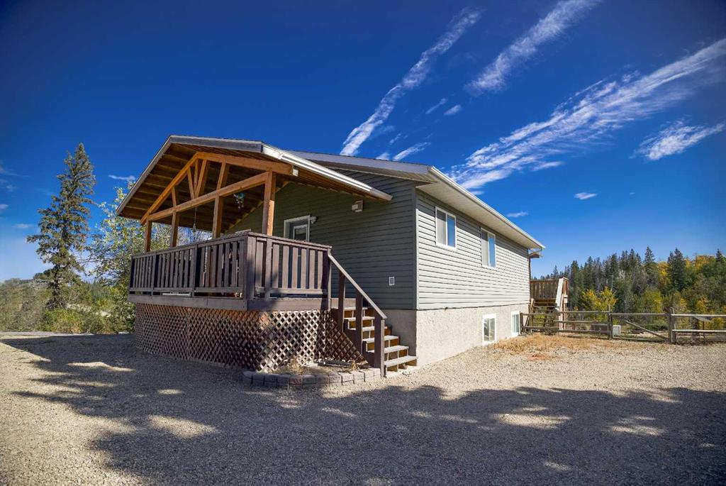 27006 Township Road 405.5 Township, Rural Lacombe County, Alberta, T4L 1X1 (105720633)