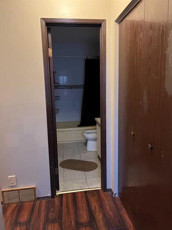 4611 50 Street, Red Deer, Alberta, T4N 2C2 (105792720)