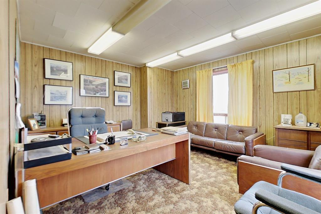 3 McKenzie Drive, Rural Red Deer County, Alberta, T4S 2H4 (105813928)