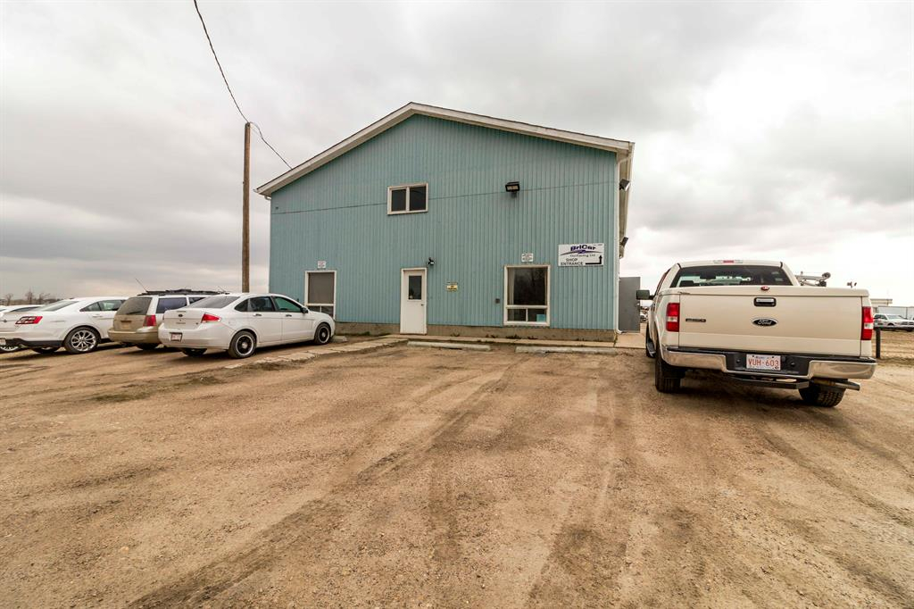 3 McKenzie Drive, Rural Red Deer County, Alberta, T4S 2H4 (105813928)
