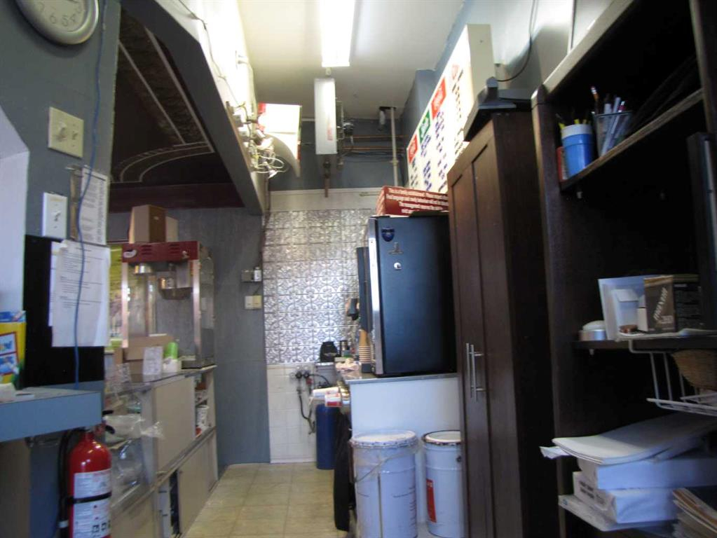 4939 50 Street, Innisfail, Alberta, T4G1S9 (105828002)