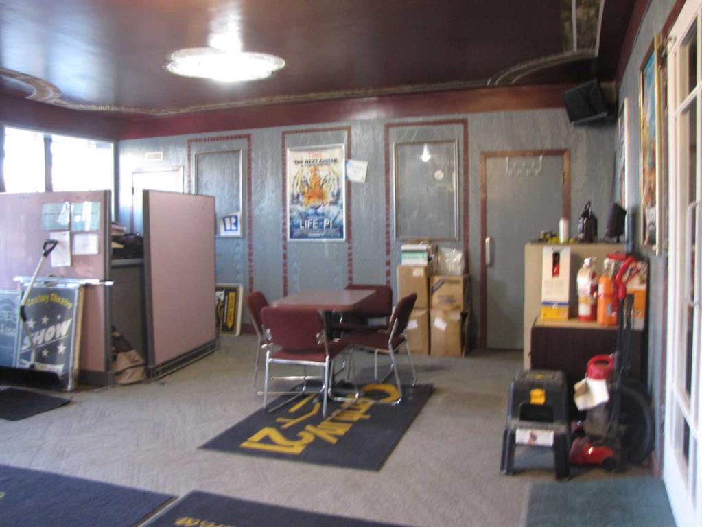 4939 50 Street, Innisfail, Alberta, T4G1S9 (105828002)