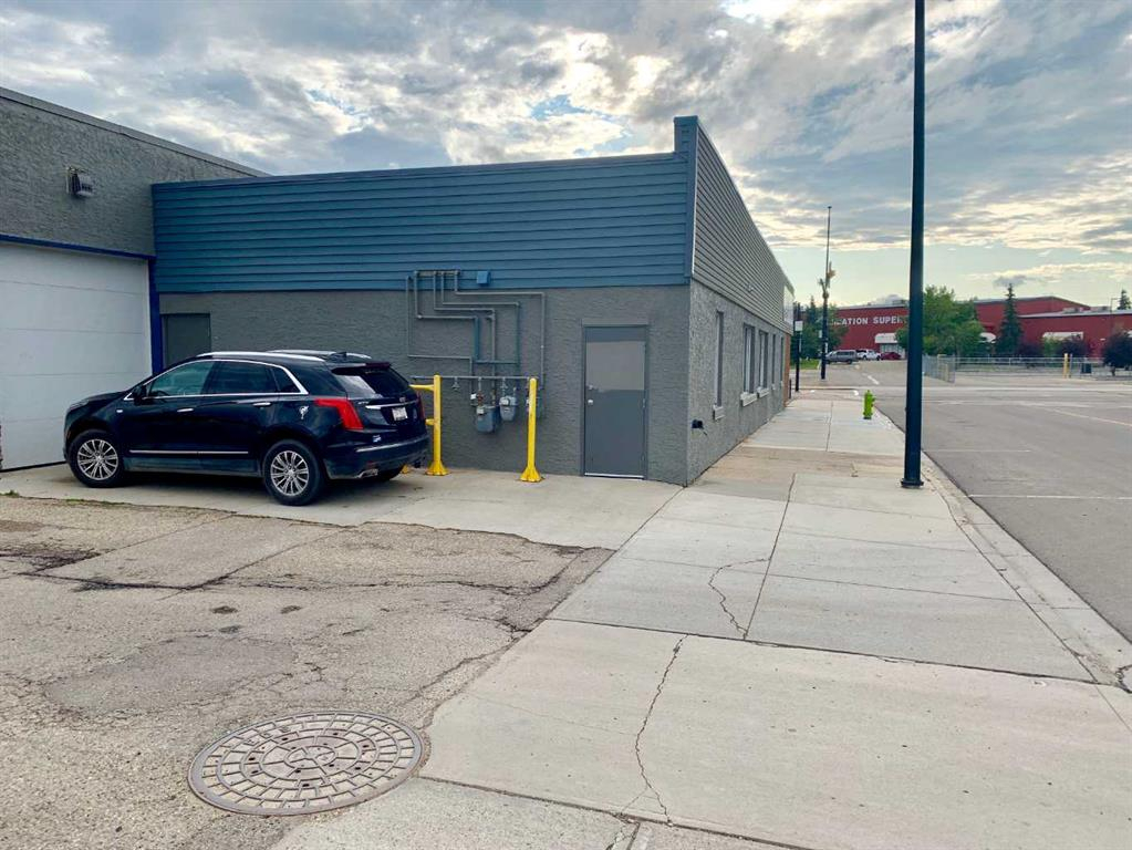 102-5229 50 Avenue, Red Deer, Alberta, T4N4B4 (105889887)