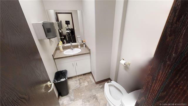 102-5229 50 Avenue, Red Deer, Alberta, T4N 4B4 (105889916)