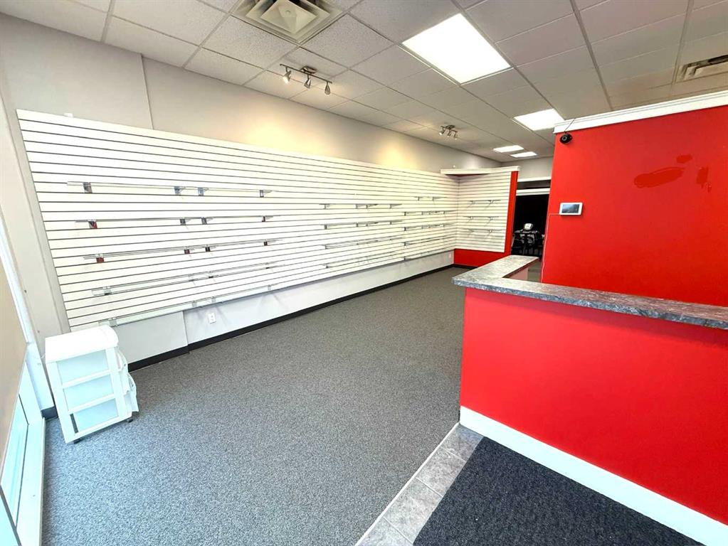 A105-5212 48 Street, Red Deer, Alberta, T4N 7C3 (105975960)