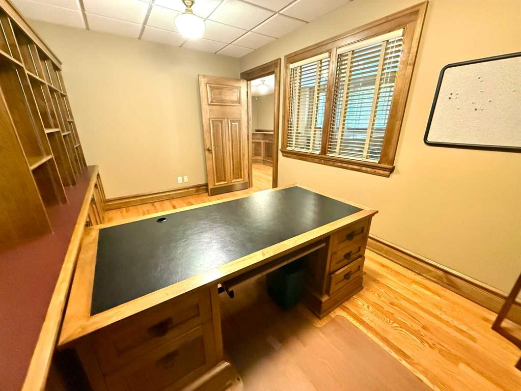 107 & 108-4836 50 Street, Red Deer, Alberta, T4N1X4 (106052944)