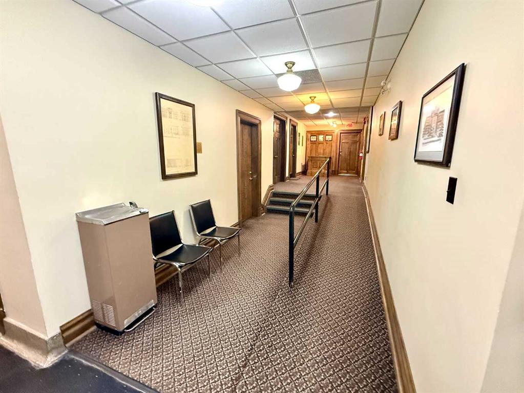 107 & 108-4836 50 Street, Red Deer, Alberta, T4N1X4 (106052944)