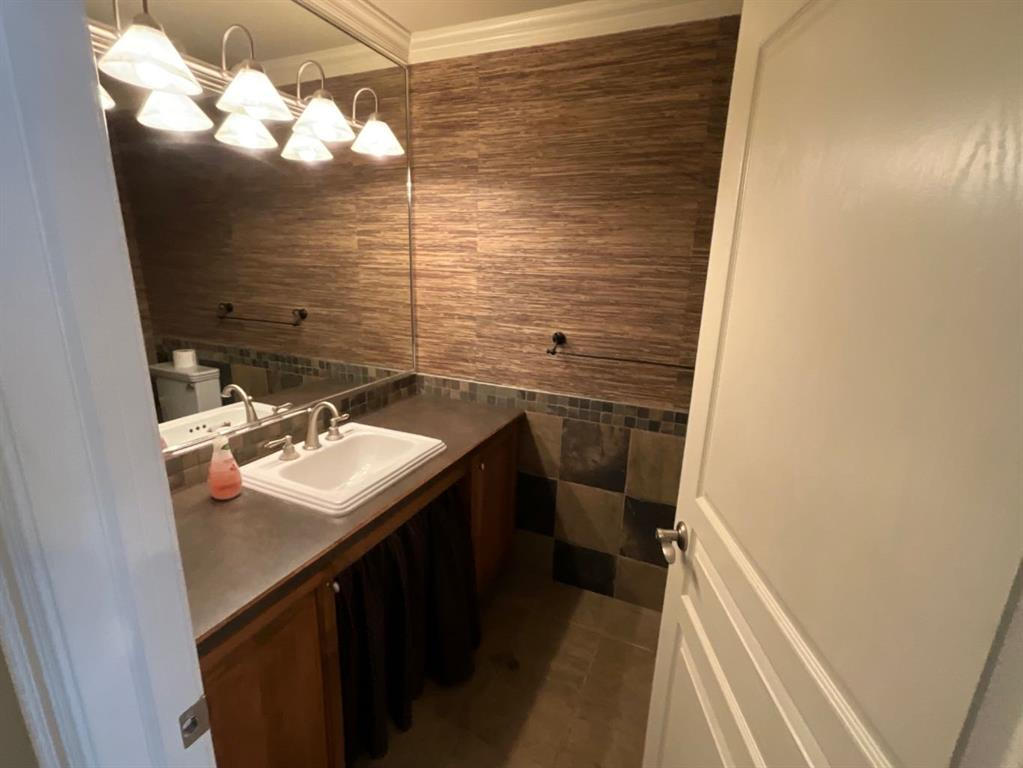 2-7429 49 Avenue, Red Deer, Alberta, T4P 1M5 (106063517)