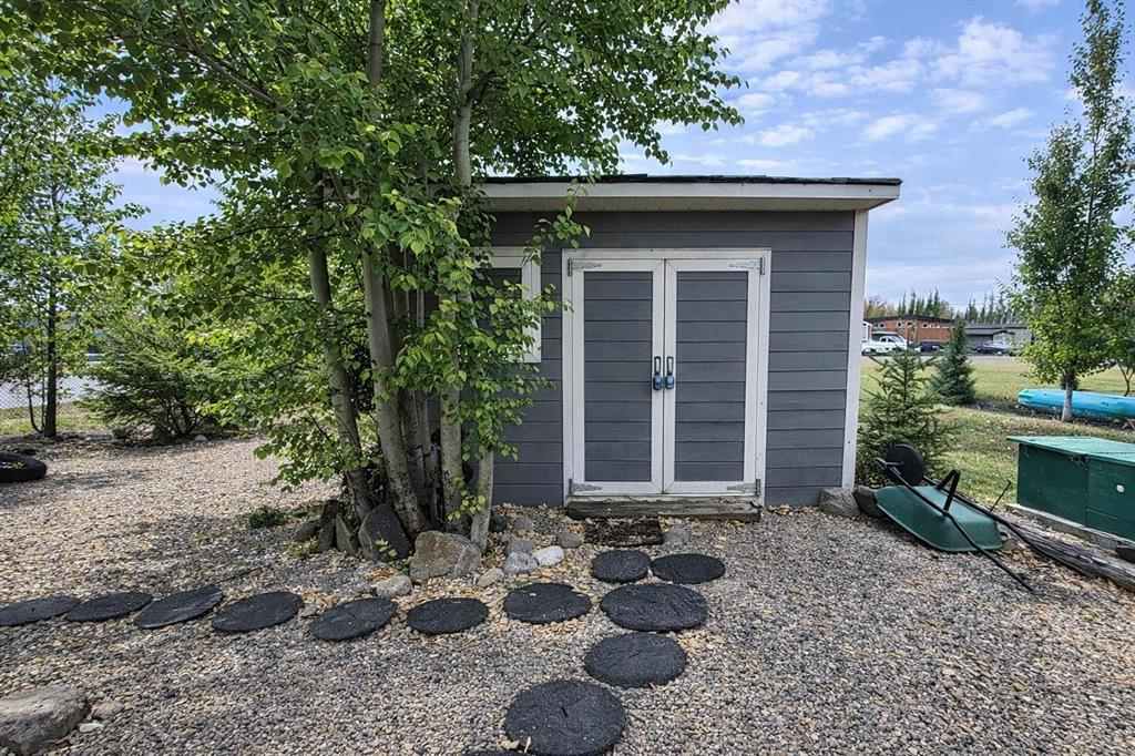 1-41019 Range Road 11, Rural Lacombe County, Alberta, T0C 1J0 (106105694)