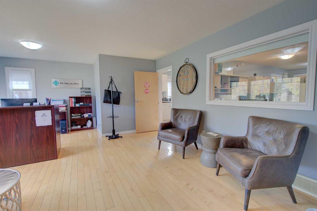 4610 48 Avenue, Red Deer, Alberta, T4N 3S9 (106208705)