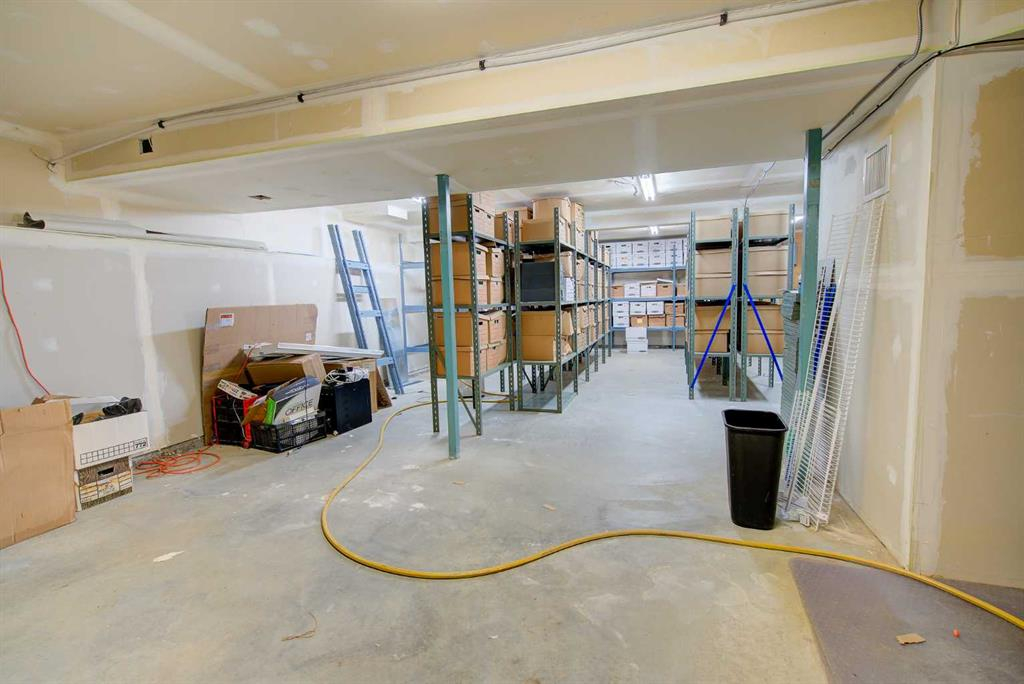 4610 48 Avenue, Red Deer, Alberta, T4N 3S9 (106208705)