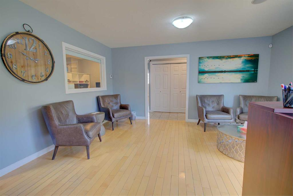 4610 48 Avenue, Red Deer, Alberta, T4N 3S9 (106208705)