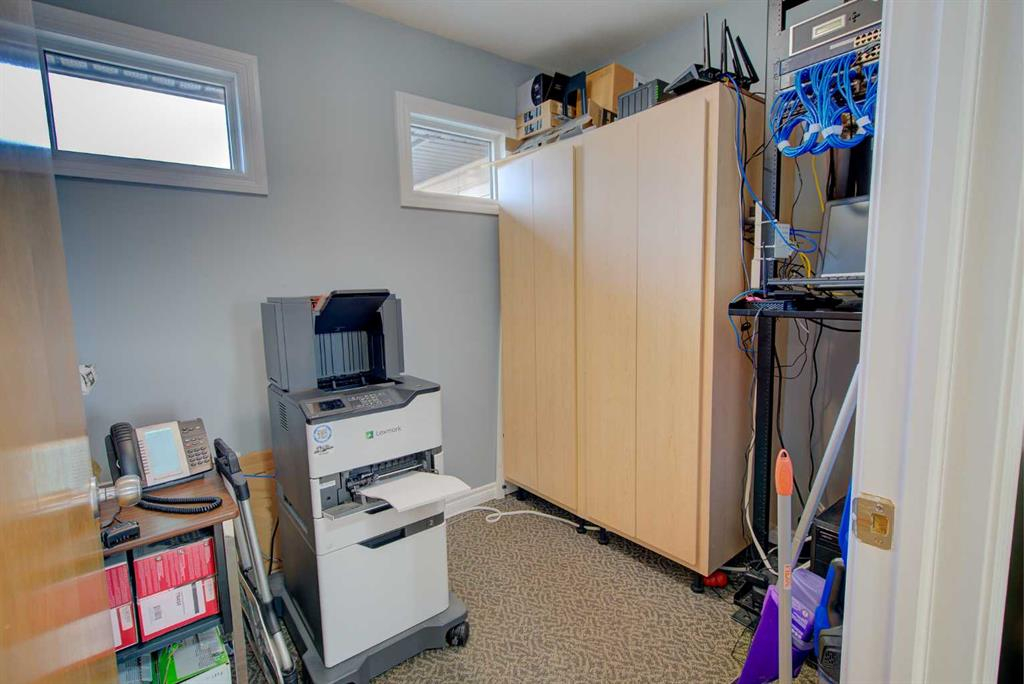 4610 48 Avenue, Red Deer, Alberta, T4N 3S9 (106208705)