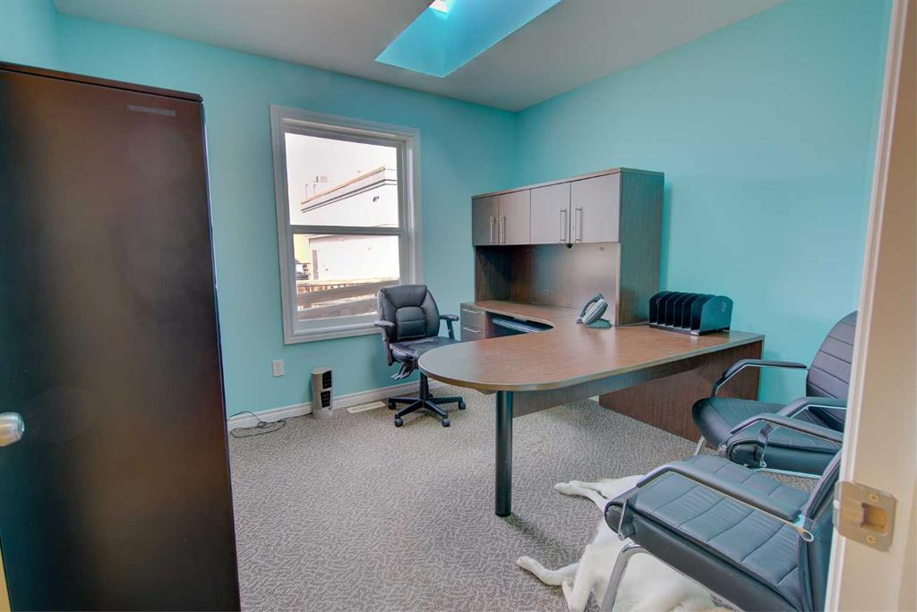 4610 48 Avenue, Red Deer, Alberta, T4N 3S9 (106208705)