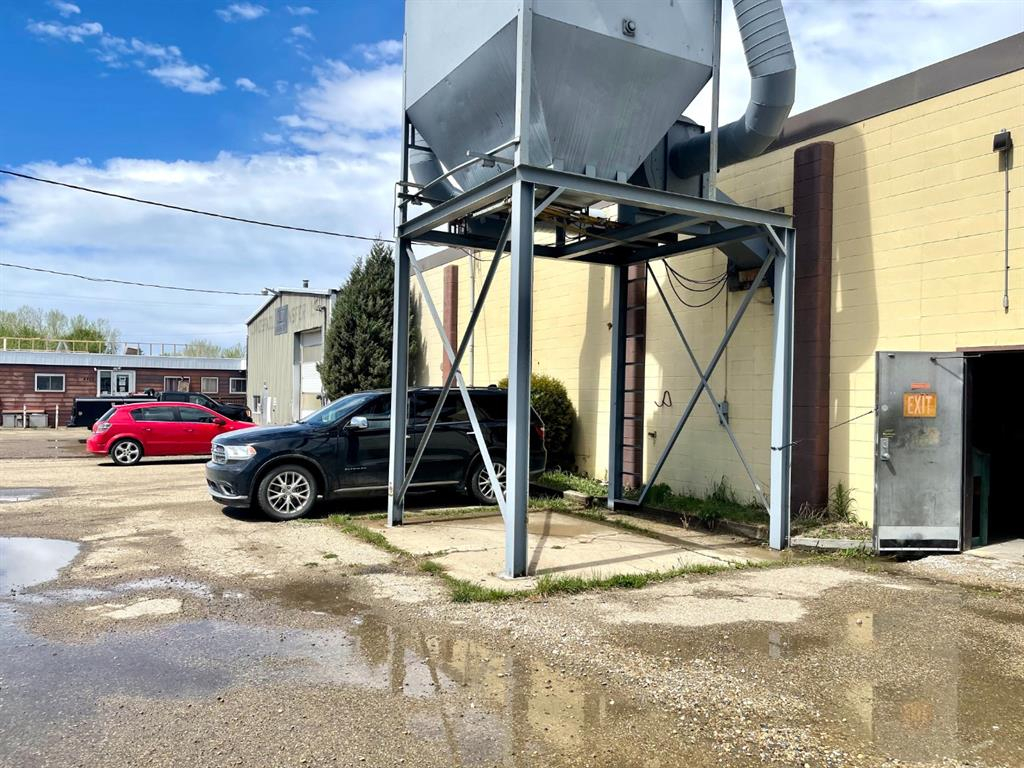 4211 53 Street Close, Innisfail, Alberta, T4G 1P9 (106237960)