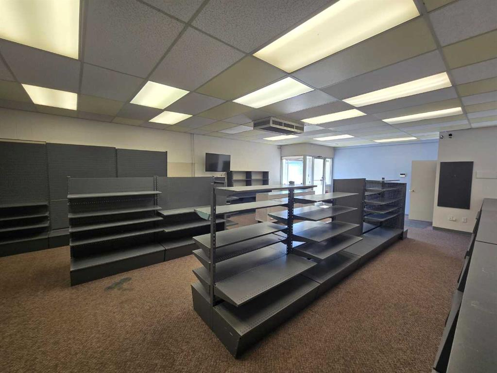 4709 49 Avenue, Red Deer, Alberta, T4N 3W9 (106239805)