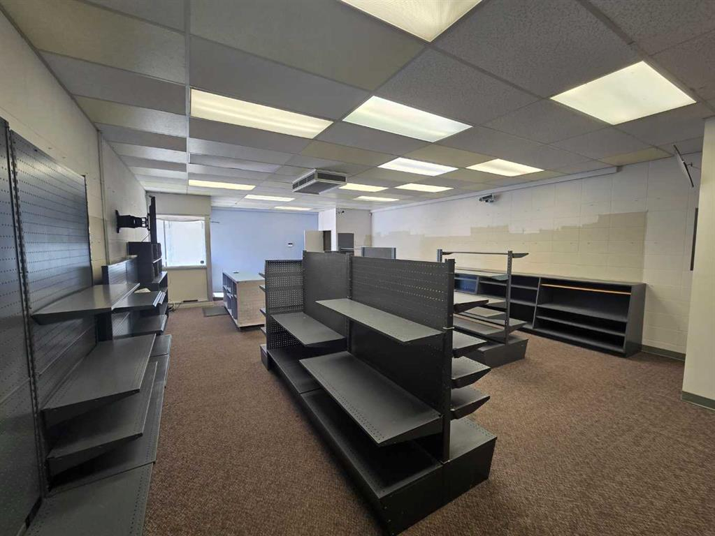 4709 49 Avenue, Red Deer, Alberta, T4N 3W9 (106239805)