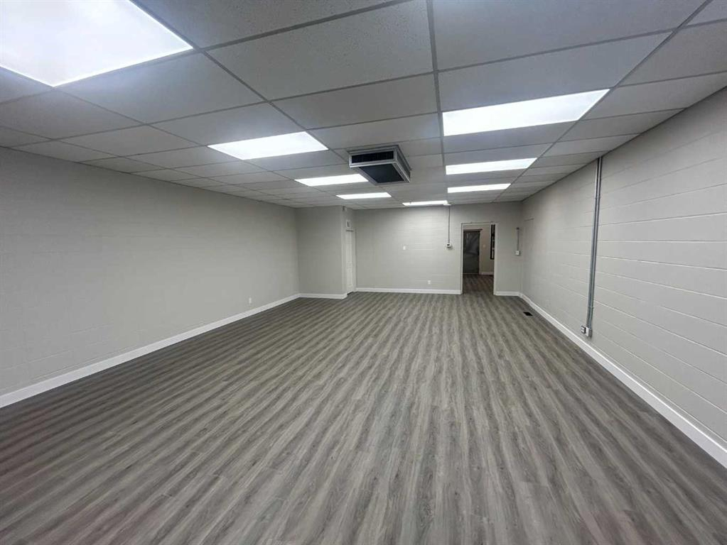 4709 49 Avenue, Red Deer, Alberta, T4N 3W9 (106239805)