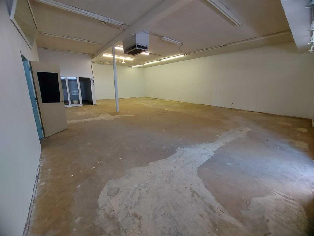 4711 49 Avenue, Red Deer, Alberta, T4N 3W9 (106239861)