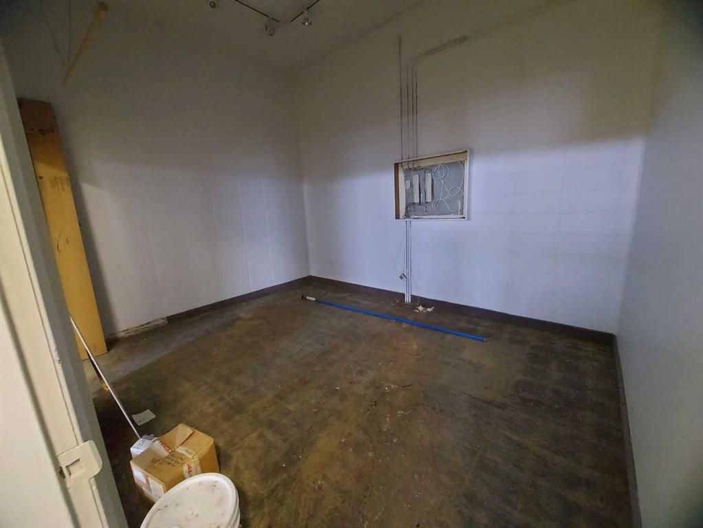 4711 49 Avenue, Red Deer, Alberta, T4N 3W9 (106239861)