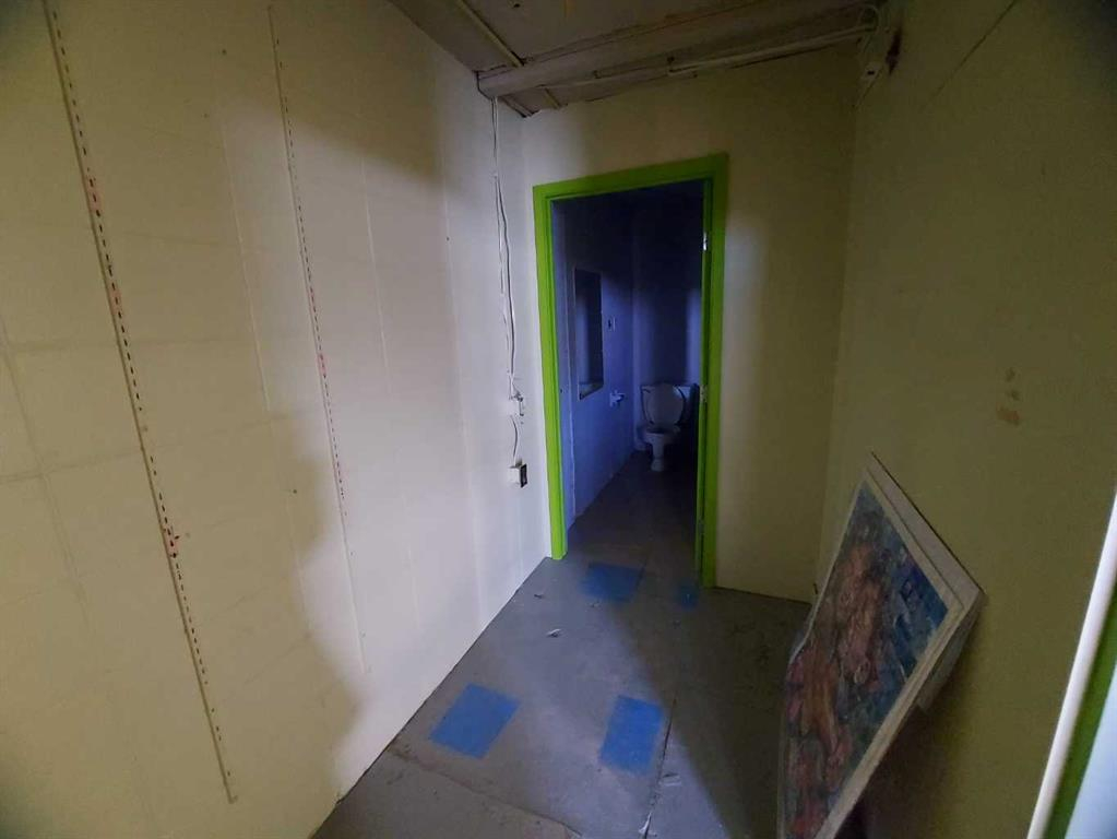 4711 49 Avenue, Red Deer, Alberta, T4N 3W9 (106239861)