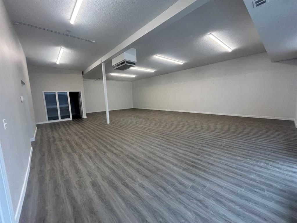 4711 49 Avenue, Red Deer, Alberta, T4N 3W9 (106239861)