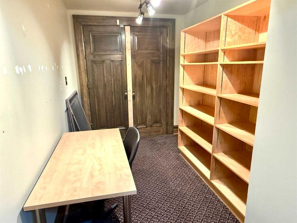 107 & 108-4836 50 Street, Red Deer, Alberta, T4N1X4 (106285229)