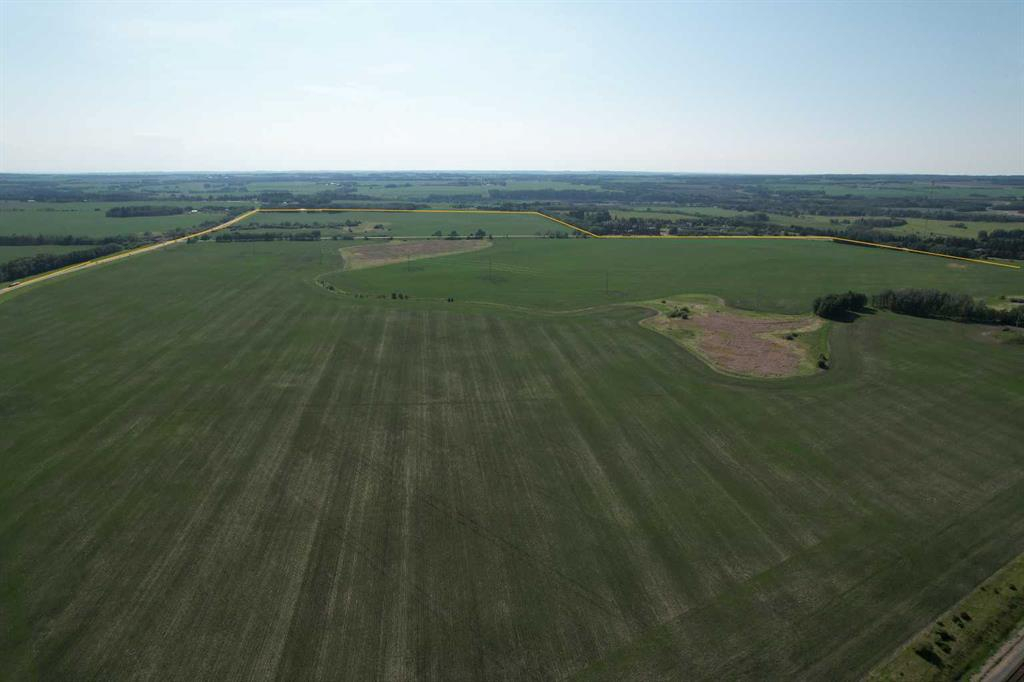 On Township Road 381, Rural Red Deer County, Alberta, T4N 5E4 (106712601)