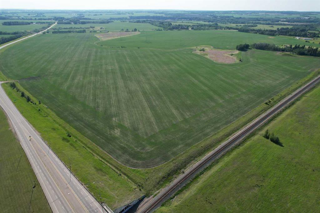 On Township Road 381, Rural Red Deer County, Alberta, T4N 5E4 (106713199)