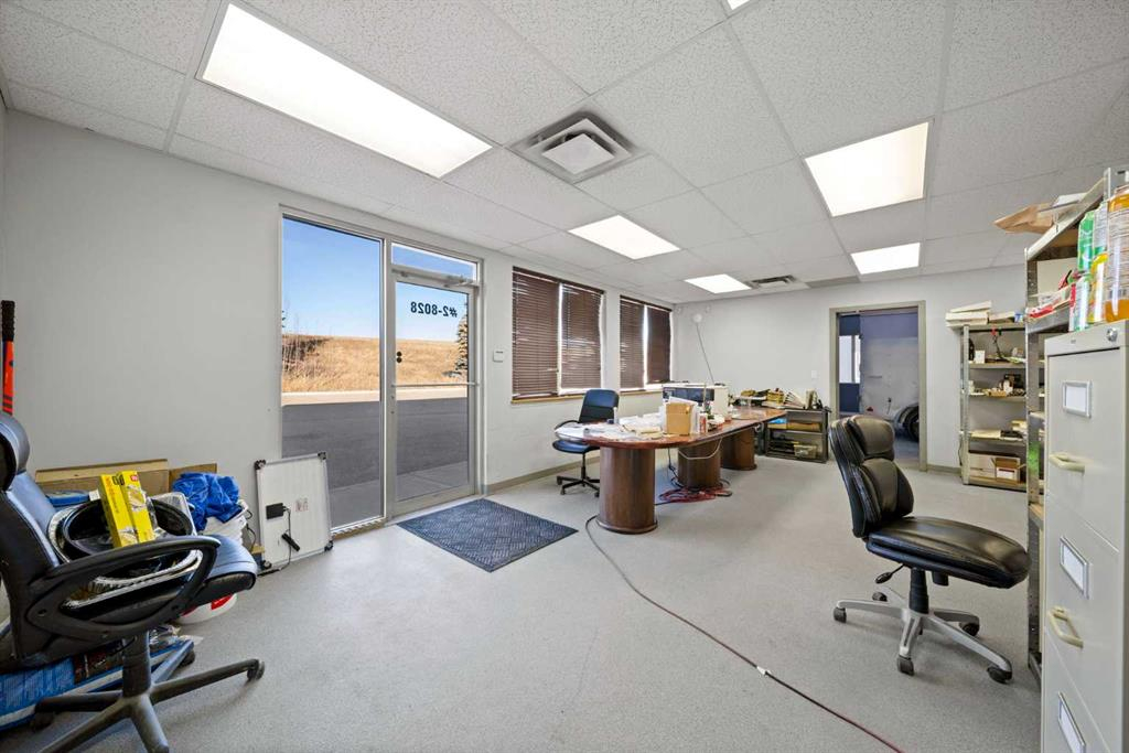 10 & 20-8028 Edgar Industrial Crescent, Red Deer, Alberta, T4P 3R3 (106723789)