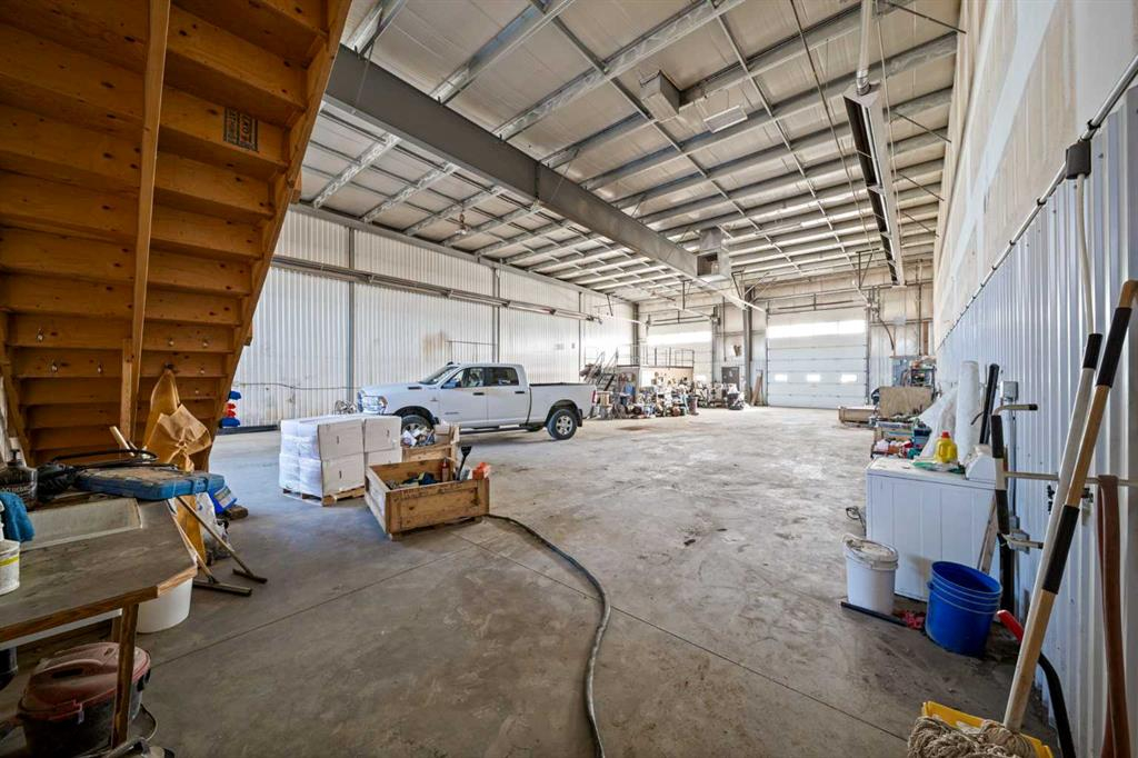 10 & 20-8028 Edgar Industrial Crescent, Red Deer, Alberta, T4P 3R3 (106723789)