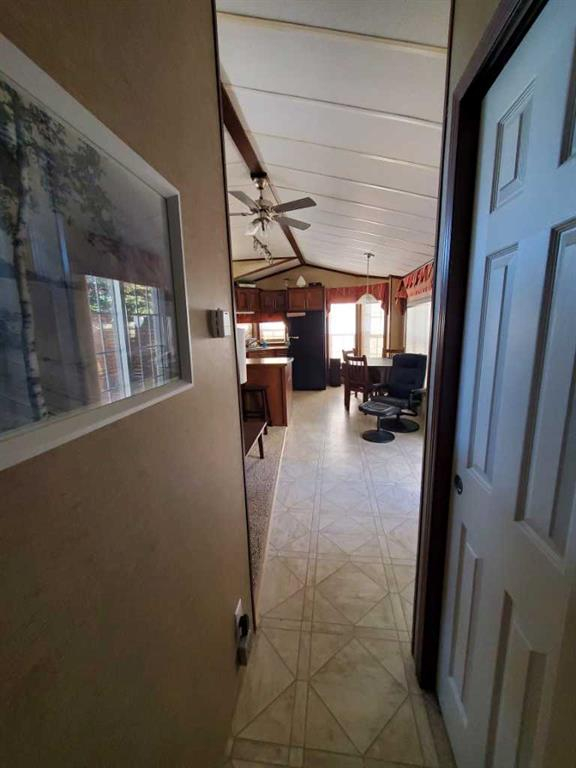 61 Points West Resort, Sylvan Lake, Alberta, T4S1T3 (106738356)