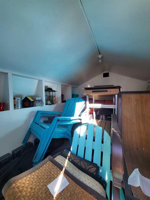 61 Points West Resort, Sylvan Lake, Alberta, T4S1T3 (106738356)