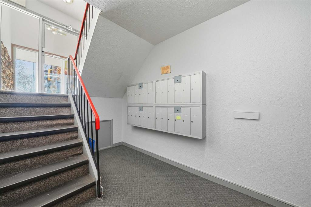 4746 55 Street, Red Deer, Alberta, T4N 2J1 (106743579)