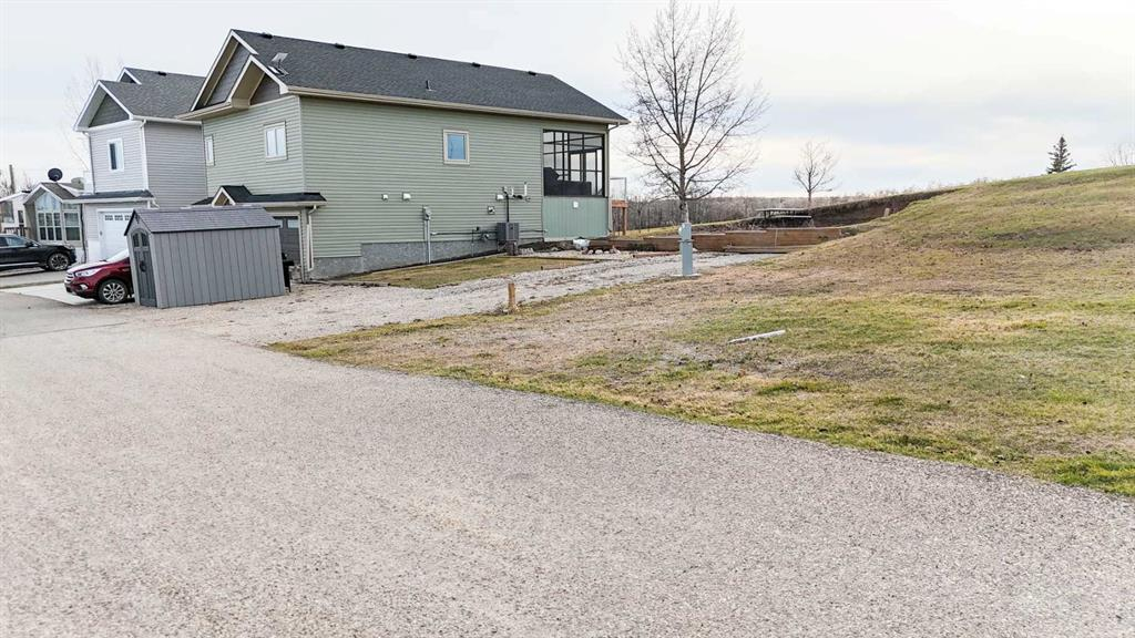 5011-25054 South Pine Lake Road, Rural Red Deer County, Alberta, T0M 1J0 (106792051)