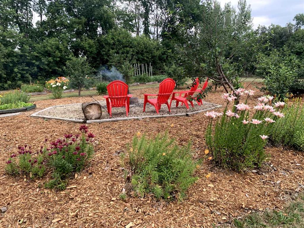 39212A- Highway 766 Highway, Rural Lacombe County, Alberta, T0M 0X0 (107005030)