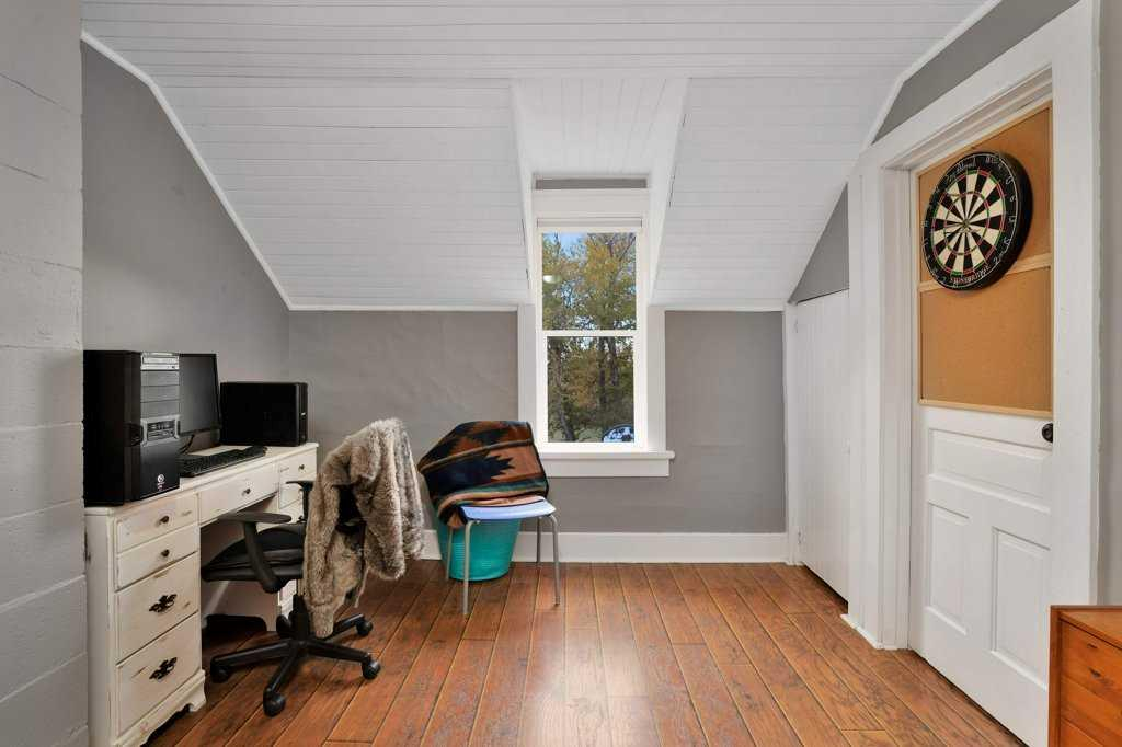 39212A- Highway 766 Highway, Rural Lacombe County, Alberta, T0M 0X0 (107005030)