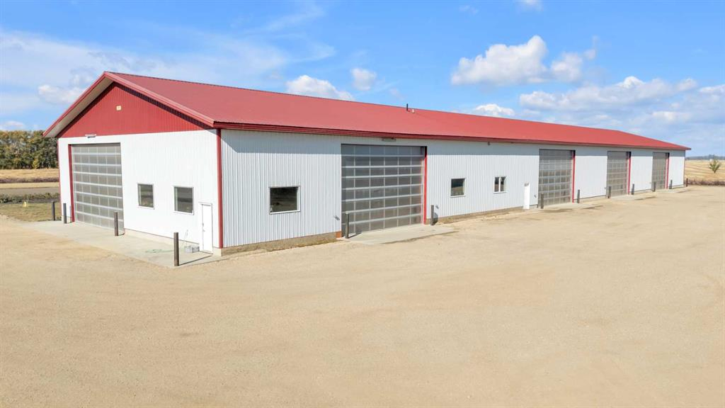 28012 Township Road 394, Rural Lacombe County, Alberta, T4M 0R6 (107090616)