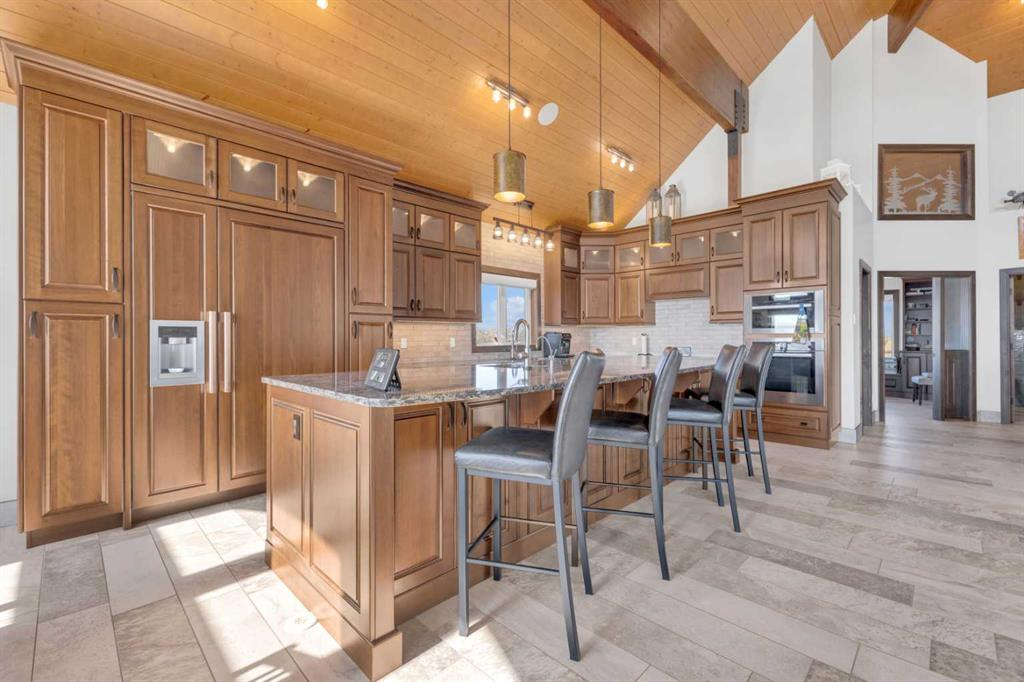 28012 Township Road 394, Rural Lacombe County, Alberta, T4M 0R6 (107090616)