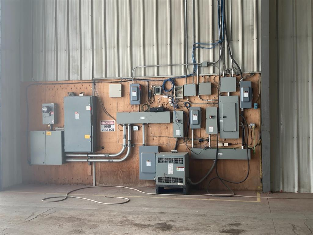 253 Burnt Park Drive, Rural Red Deer County, Alberta, T4S 2L4 (107095295)