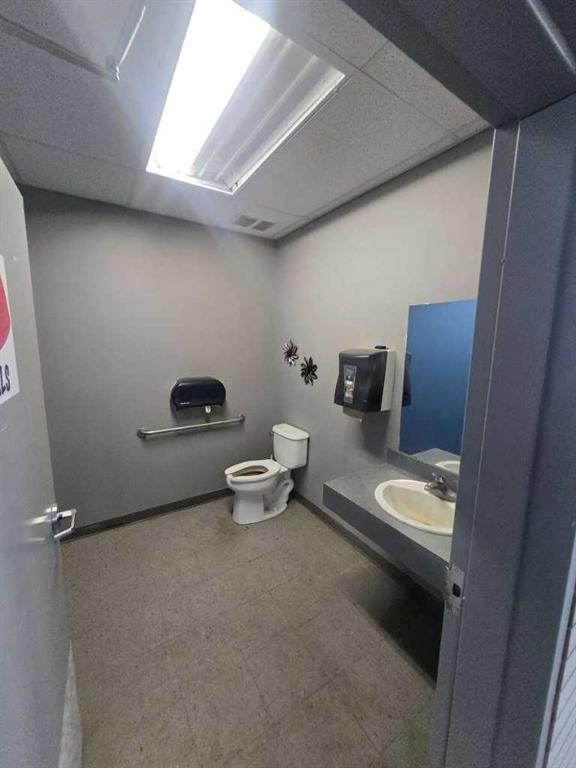 A1-3-53 Burnt Park Drive, Red Deer, Alberta, T4P 0J7 (107109260)