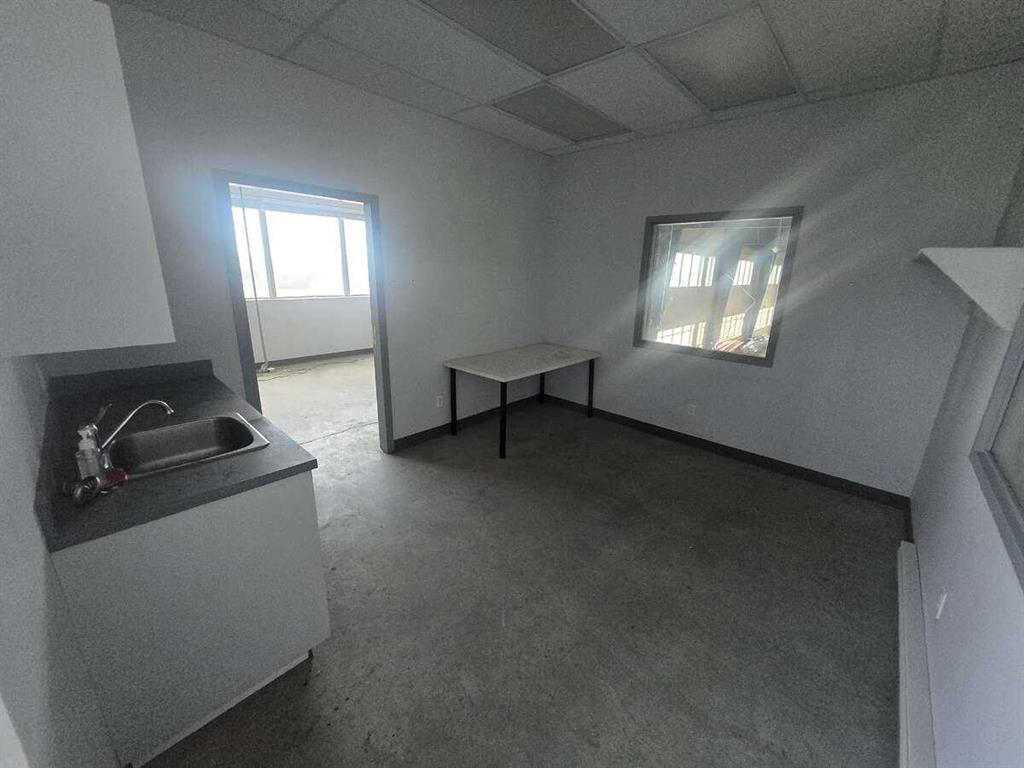 A1-3-53 Burnt Park Drive, Red Deer, Alberta, T4P 0J7 (107109260)