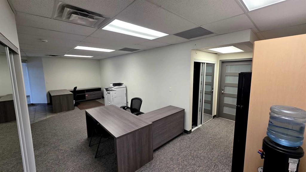 225-5114 58 Street, Red Deer, Alberta, T4N 2L8 (107111555)